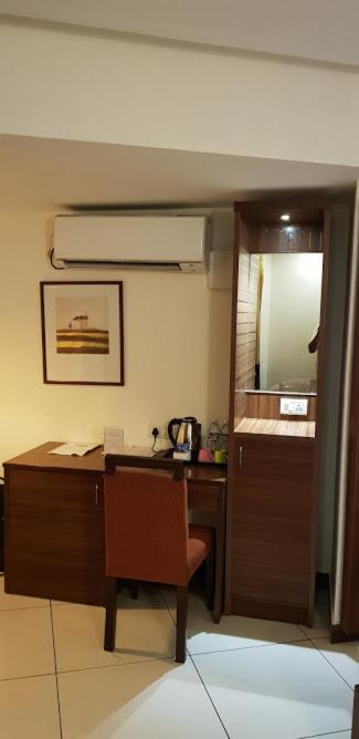 Klase Hotels Chennai Exteriör bild