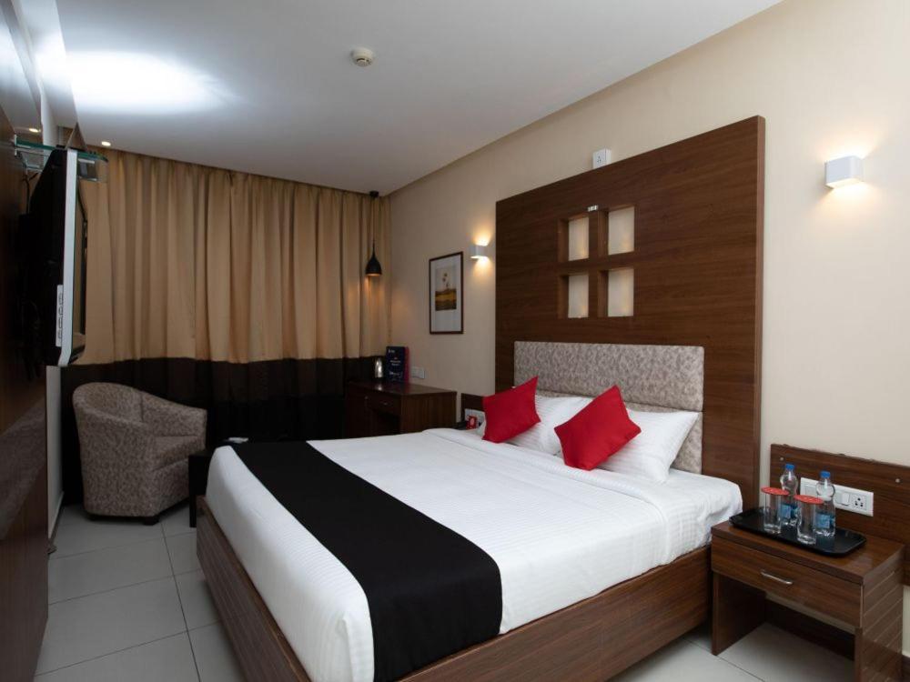 Klase Hotels Chennai Exteriör bild