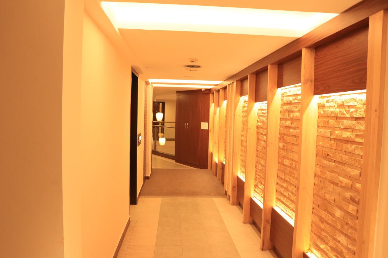 Klase Hotels Chennai Exteriör bild